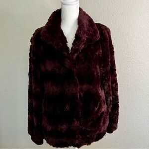 Sanctuary Plush Burgundy Wine Color Faux Fur Jacket With Buttons Size Medium